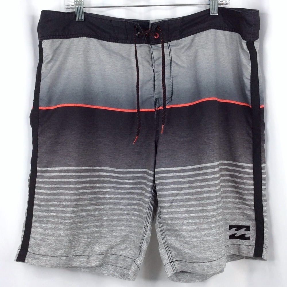 Billabong Originals Board Shorts Men's Size 38‎ Black Gray Striped